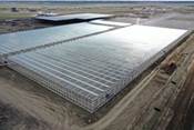 Installation of glass roof structure at Aurora Sun, Medicine Hat, Alberta. (CNW Group|Aurora Cannabis Inc.)